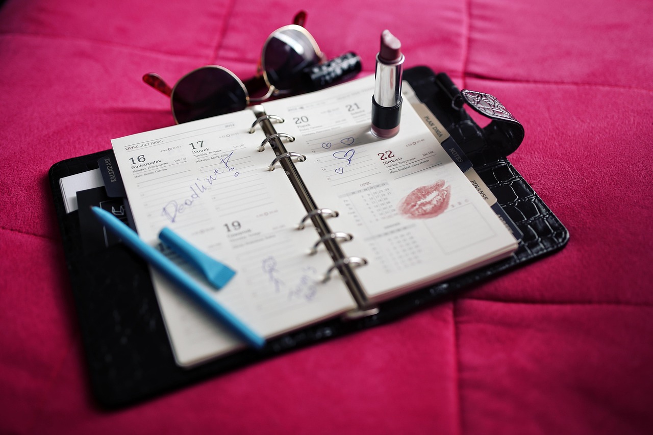 Mindful Spending: The Difference Between a Treat and a Habit